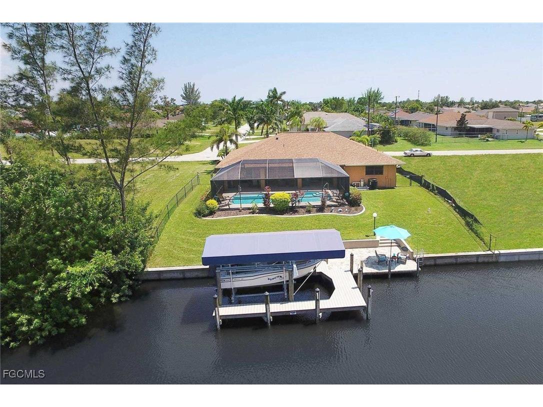 1403 SW 40th Terrace Cape Coral FL 33914 2025009753 image3