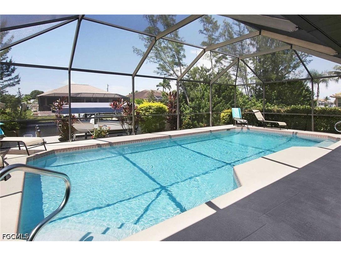 1403 SW 40th Terrace Cape Coral FL 33914 2026028202 image1