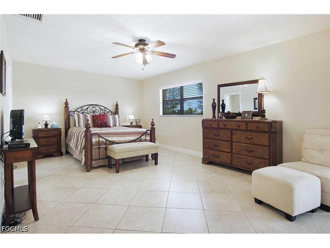 1403 SW 40th Terrace Cape Coral FL 33914 2026028202 image9