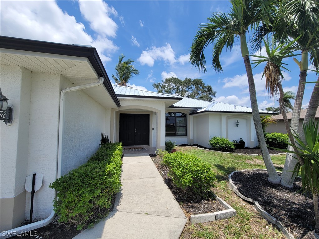 1403 Shelby Parkway Cape Coral FL 33904 223049414 image1