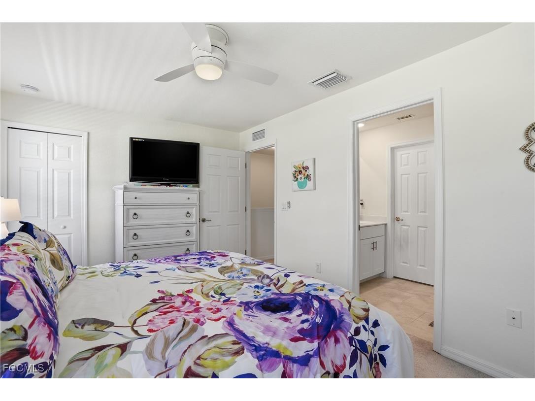 14036 Oviedo Place Fort Myers FL 33905 2025025162 image14