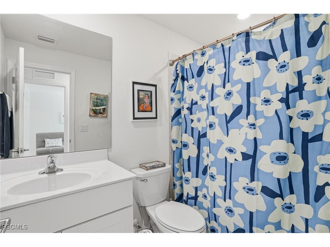 14036 Oviedo Place Fort Myers FL 33905 2025025162 image18