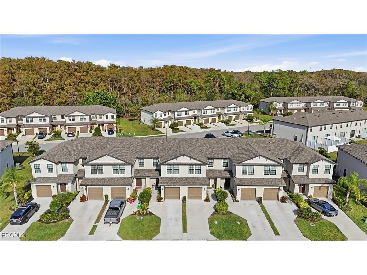 14036 Oviedo Place Fort Myers FL 33905 2025025162 image2