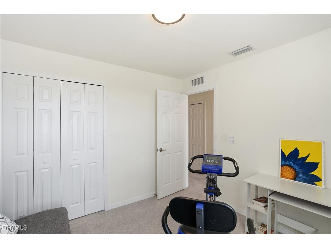 14036 Oviedo Place Fort Myers FL 33905 2025025162 image20