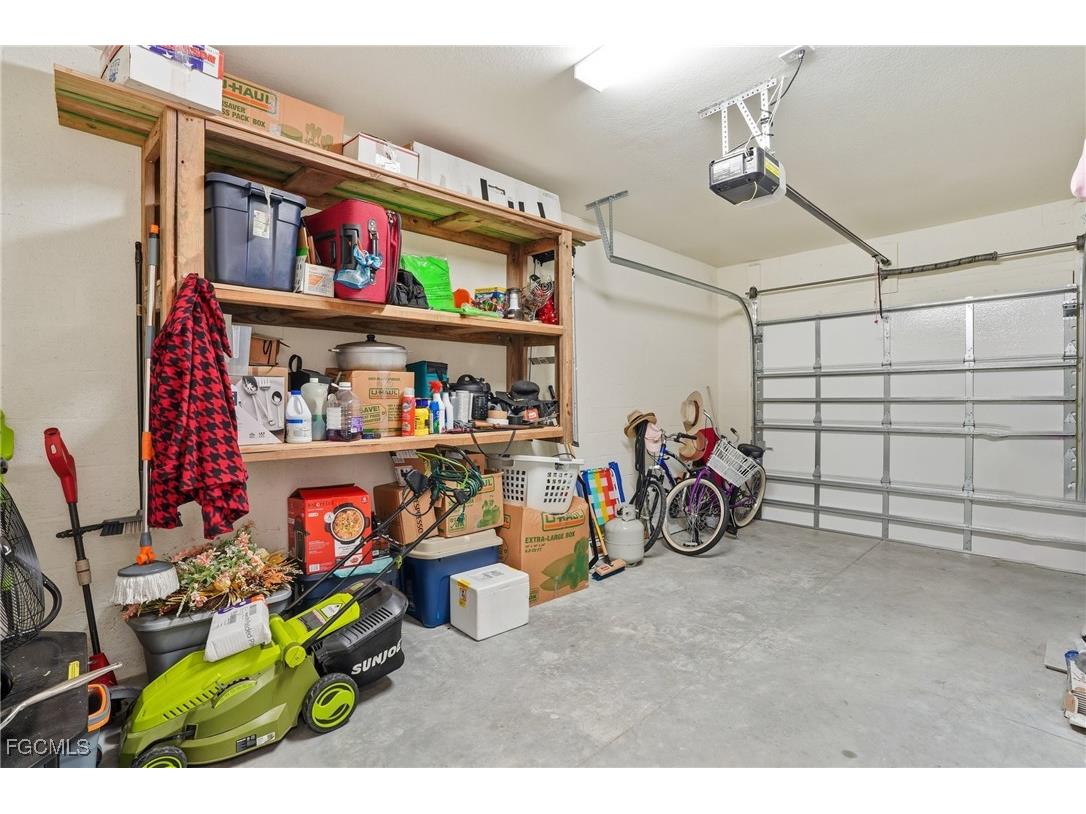 14036 Oviedo Place Fort Myers FL 33905 2025025162 image22