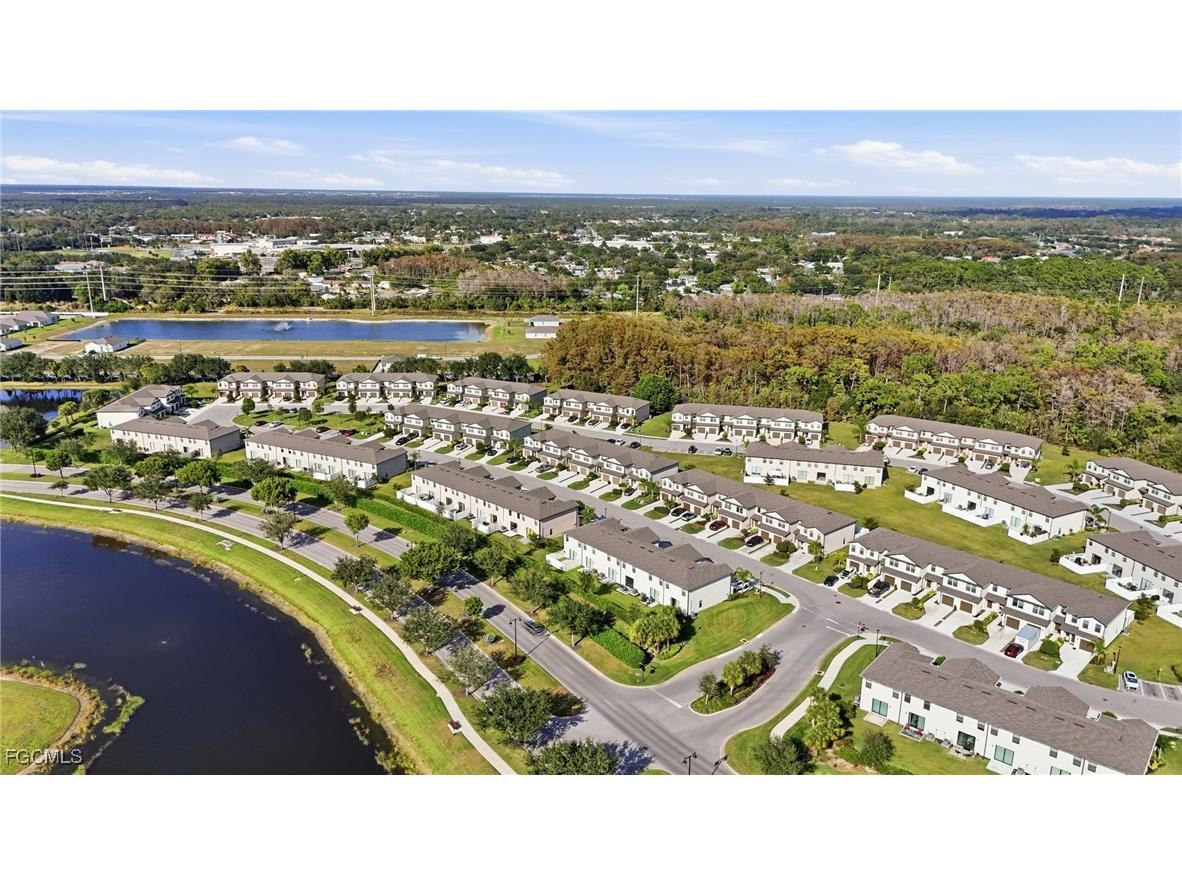 14036 Oviedo Place Fort Myers FL 33905 2025025162 image25