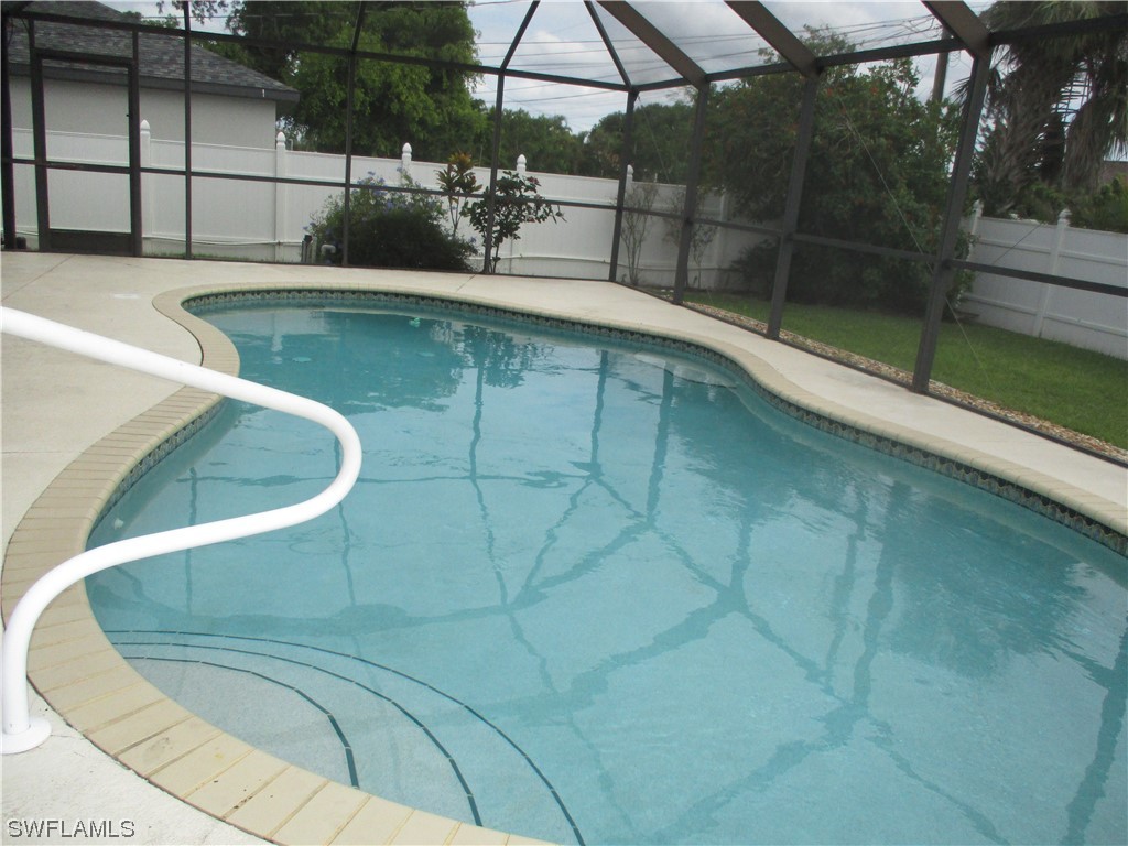1404 NE 1st Street Cape Coral FL 33909 223074625 image1