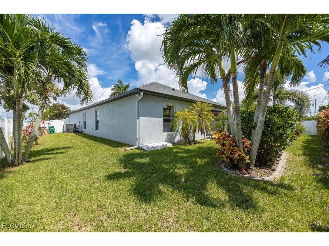1404 NW 4th Street Cape Coral FL 33993 2025014882 image19
