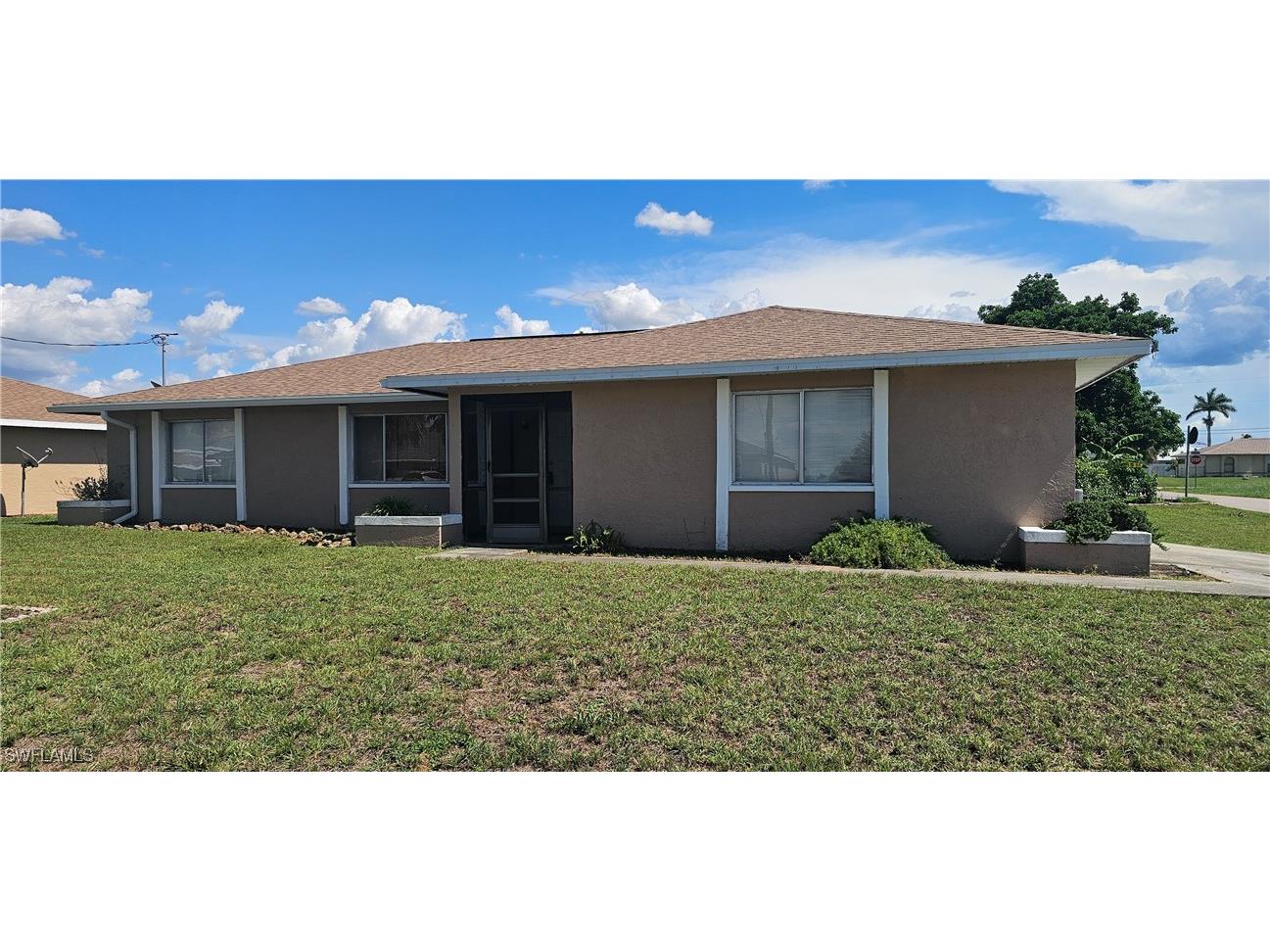 1404 SE 10th Terrace Cape Coral FL 33990 225059043 image1
