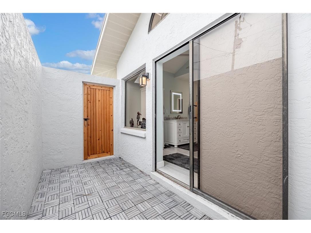 1404 SW 49th Terrace Cape Coral FL 33914 2025013193 image28