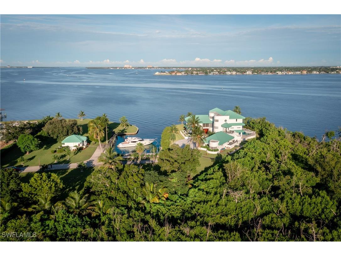 14040 Schultz Rd Fort Myers FL 33908 225081436 image1