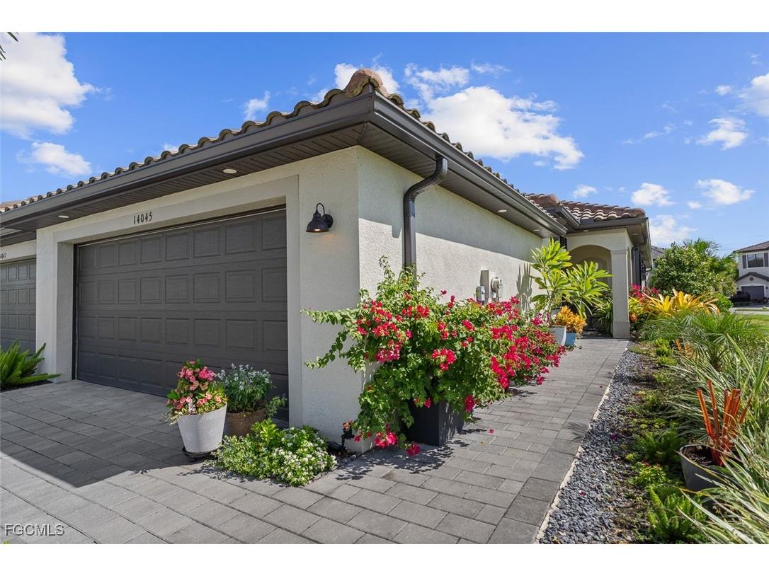 14045 Winding Cedar Way Fort Myers FL 33913 2025017935 image1