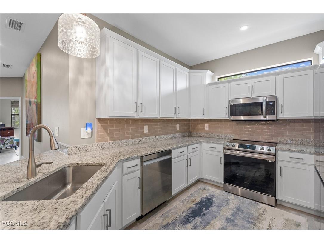 14045 Winding Cedar Way Fort Myers FL 33913 2025017935 image15