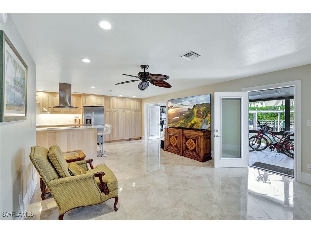 1405 Curlew Avenue #3 Naples FL 34102 225019016 image4