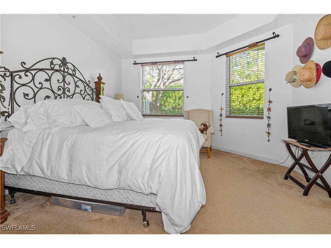 1405 Mariposa Circle #102 Naples FL 34105 226002205 image13