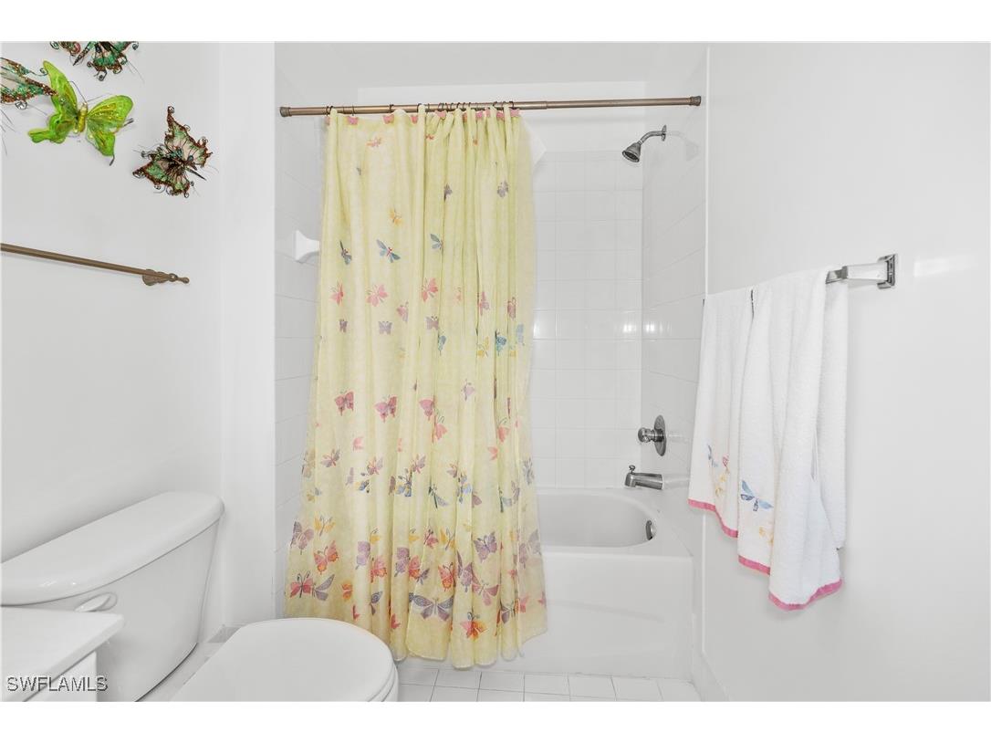 1405 Mariposa Circle #102 Naples FL 34105 226002205 image25