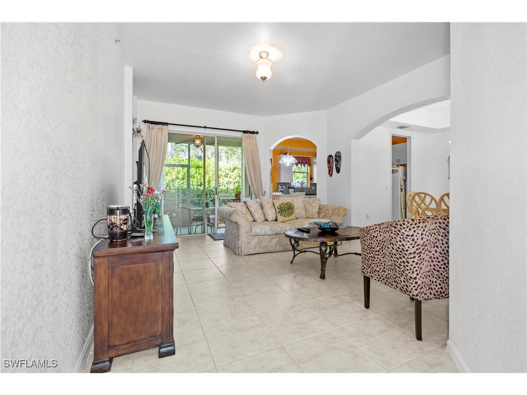 1405 Mariposa Circle #102 Naples FL 34105 226002205 image27