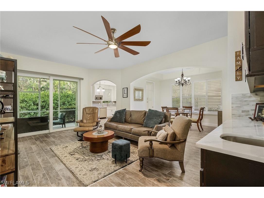 1405 Mariposa Circle #104 Naples FL 34105 223010452 image1