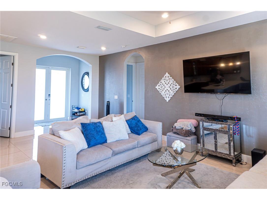  Cape Coral FL 33993 2025020076 image4