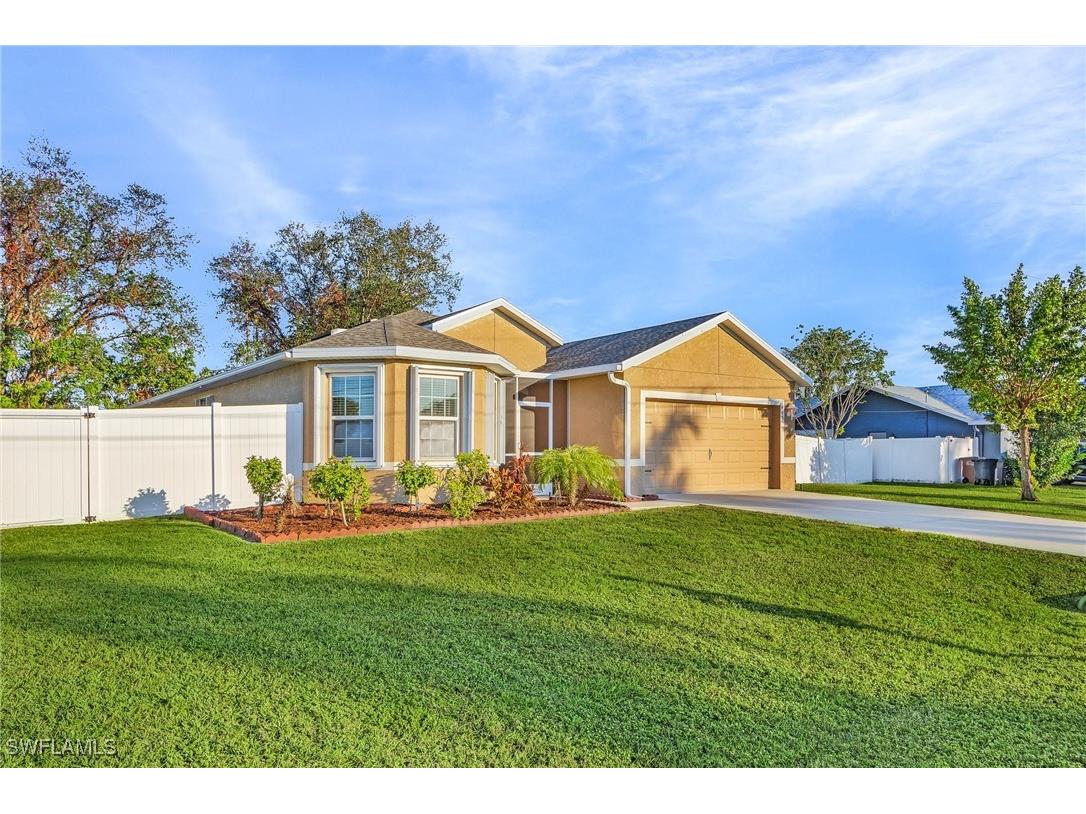 1405 SE 20th Place Cape Coral FL 33990 225005991 image1