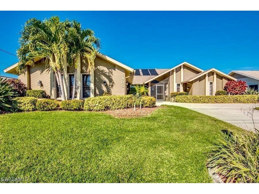 1405 SE 28th Terrace Cape Coral FL 33904 222044437 image1