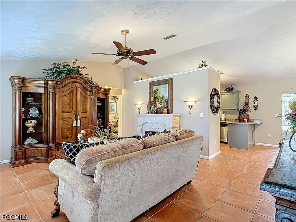 1405 SW 5th Place Cape Coral FL 33991 2026014924 image10