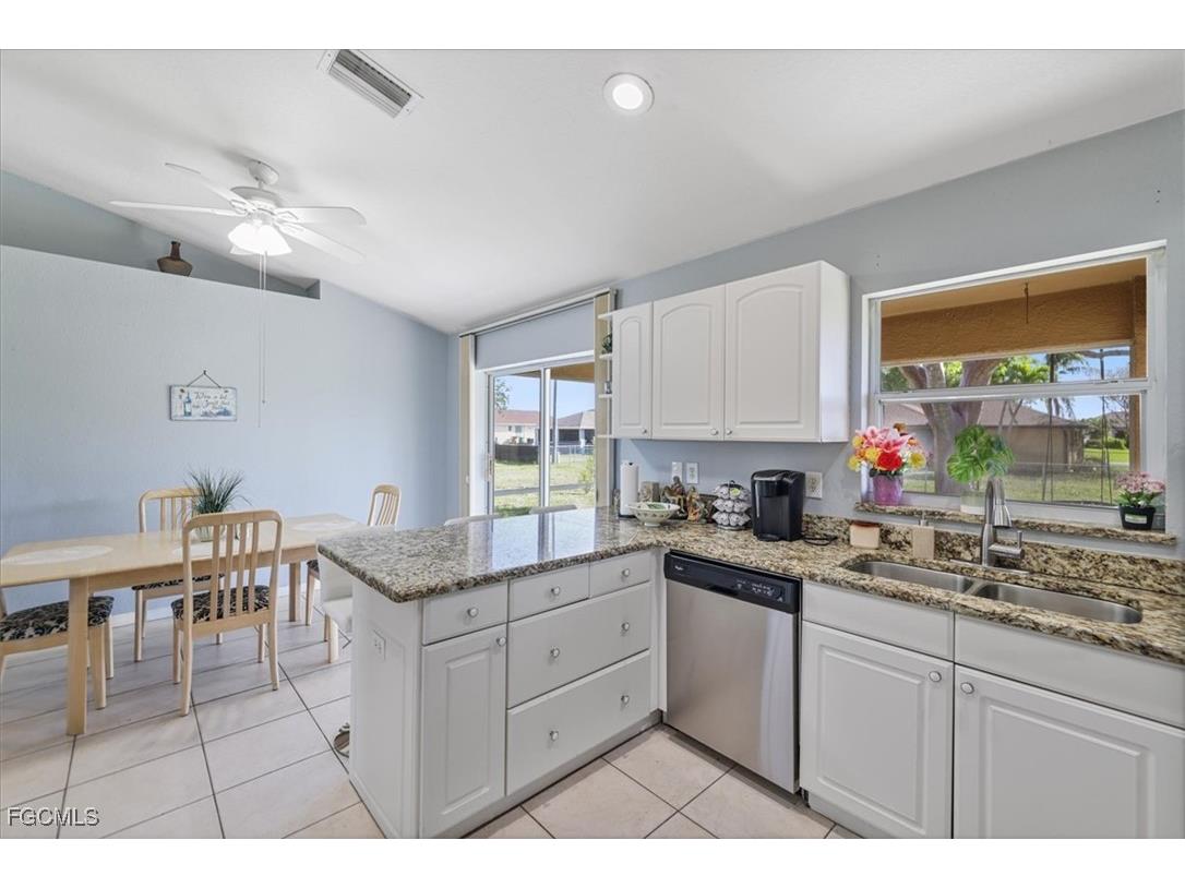 1405 SW 9th Avenue Cape Coral FL 33991 2025007377 image14