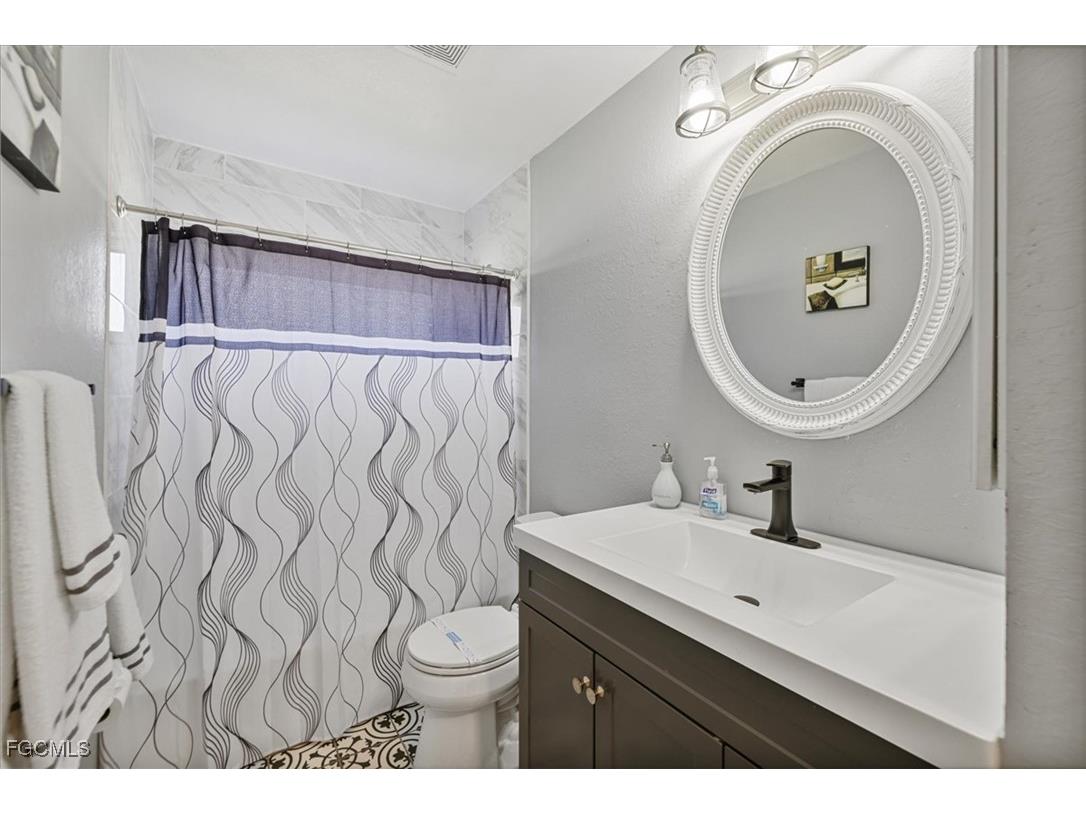 1405 SW 9th Avenue Cape Coral FL 33991 2025007377 image20