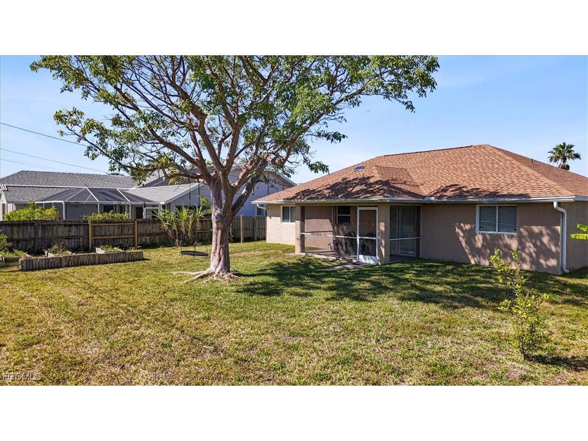 1405 SW 9th Avenue Cape Coral FL 33991 2025007377 image24