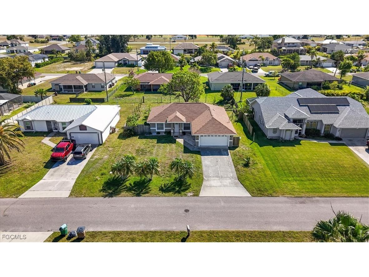 1405 SW 9th Avenue Cape Coral FL 33991 2025007377 image32