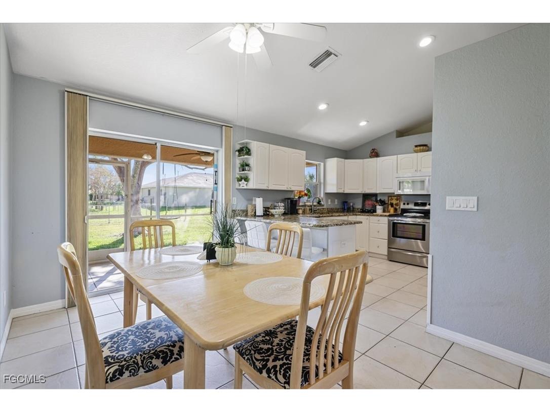 1405 SW 9th Avenue Cape Coral FL 33991 2025007377 image9