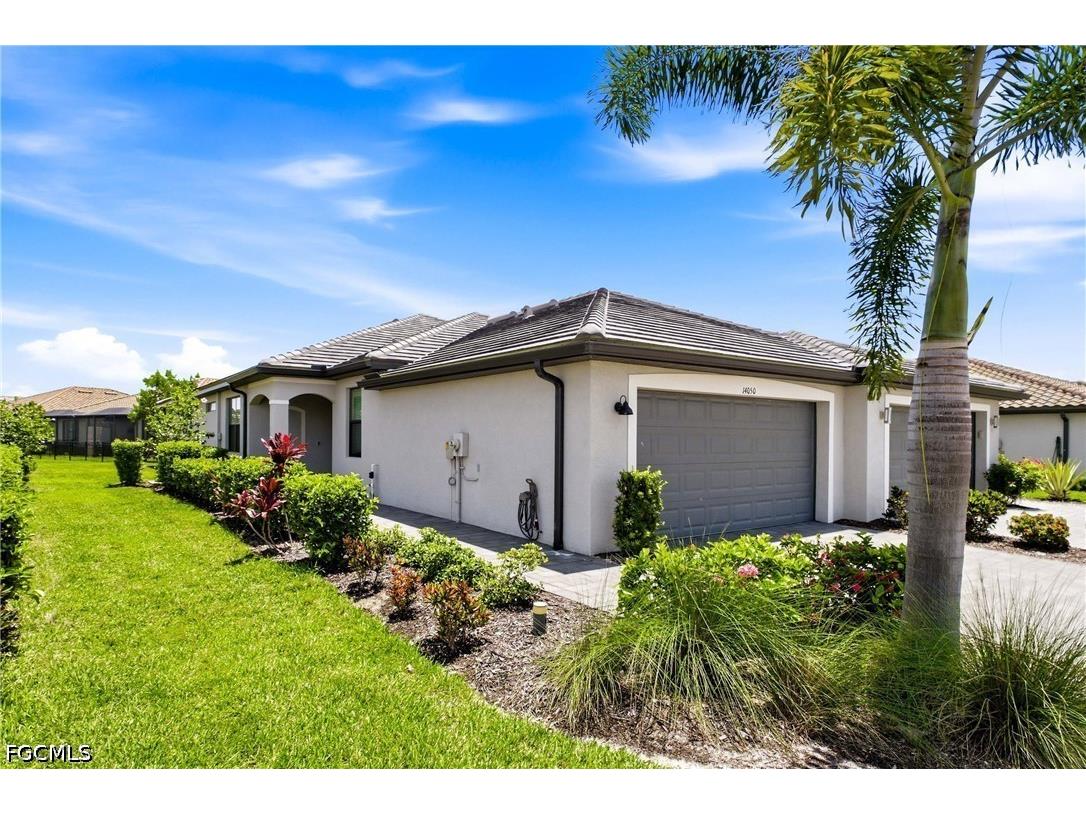 14050 Pine Lodge Lane Fort Myers FL 33913 2026025381 image1