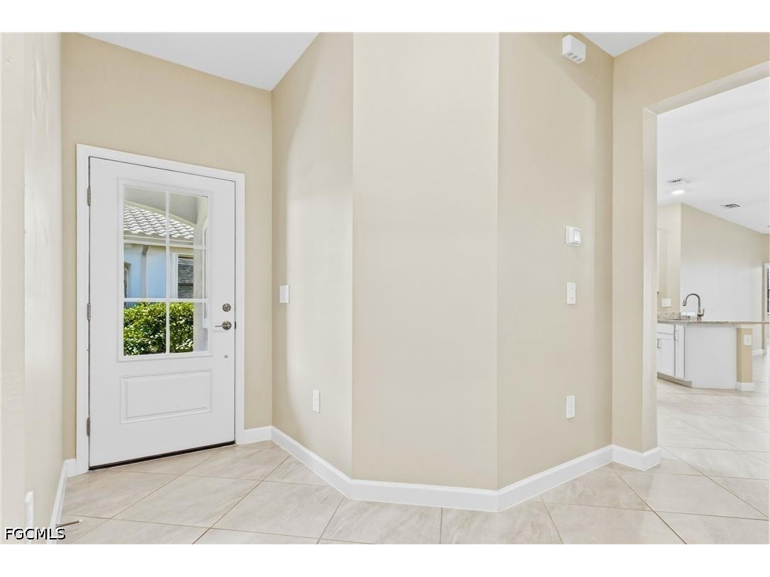 14050 Pine Lodge Lane Fort Myers FL 33913 2026025381 image3
