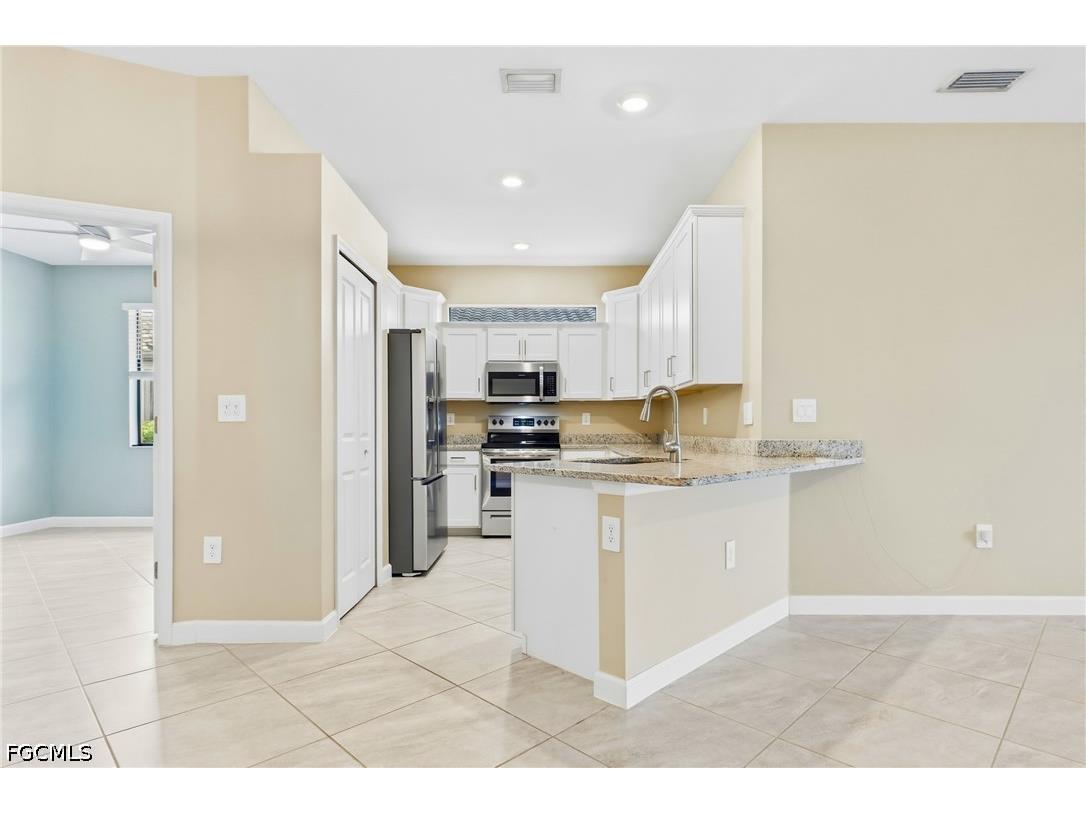14050 Pine Lodge Lane Fort Myers FL 33913 2026025381 image6