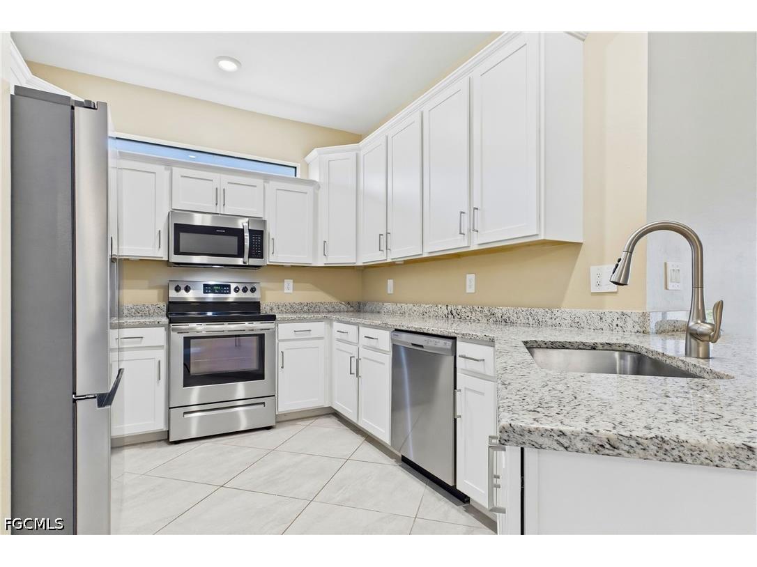 14050 Pine Lodge Lane Fort Myers FL 33913 2026025381 image8