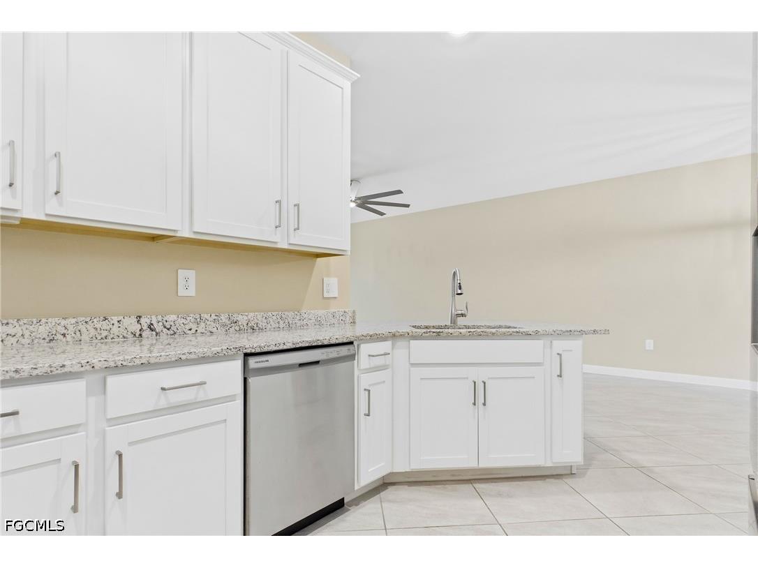 14050 Pine Lodge Lane Fort Myers FL 33913 2026025381 image9
