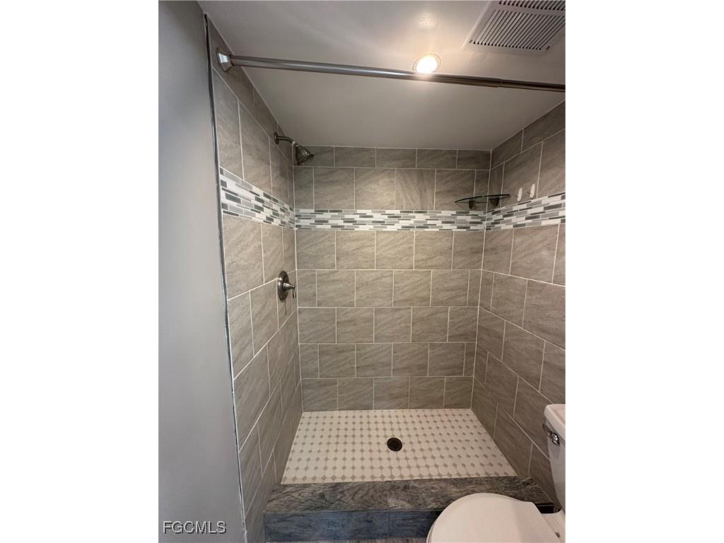 14053 Northumberland Drive #104 Fort Myers FL 33908 2025007653 image10