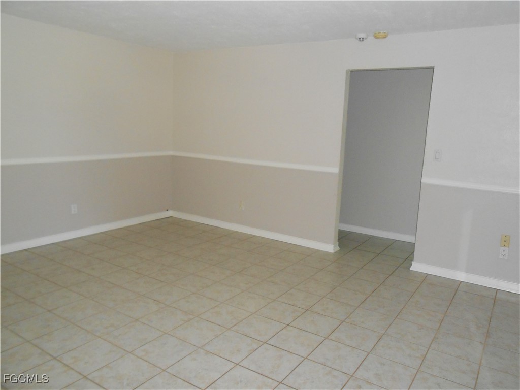 1406 Alwynne Drive S Lehigh Acres FL 33936 2025006340 image2