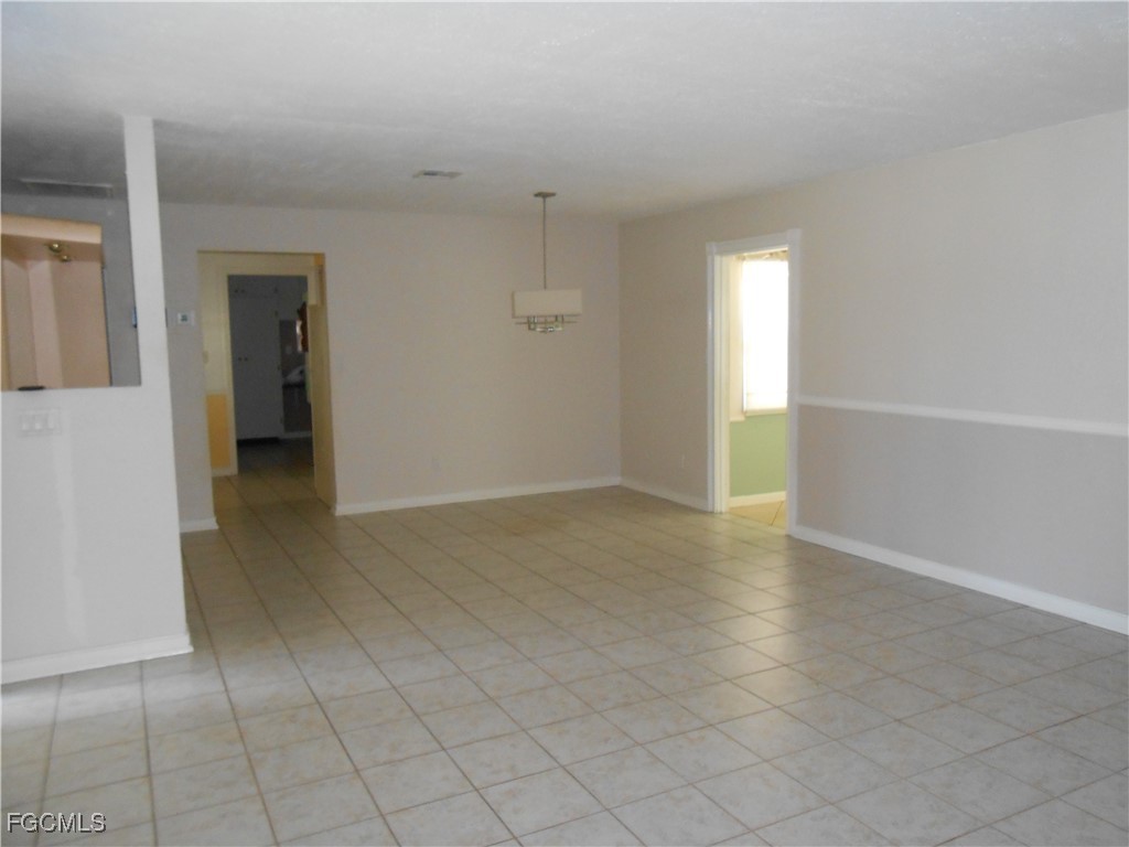 1406 Alwynne Drive S Lehigh Acres FL 33936 2025006340 image3