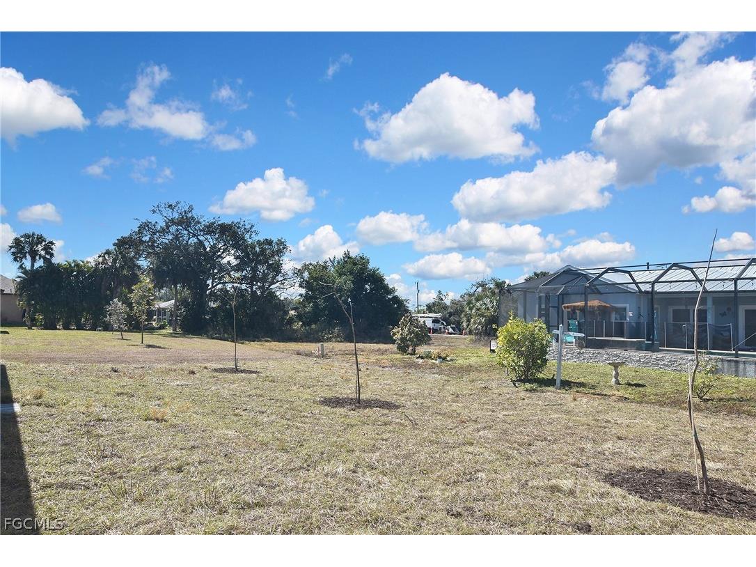 1406 NW 19th Street Cape Coral FL 33993 2026009785 image44