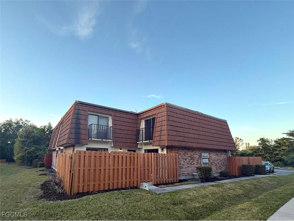 1406 Park Shore Circle #3 Fort Myers FL 33901 2026002187 image1