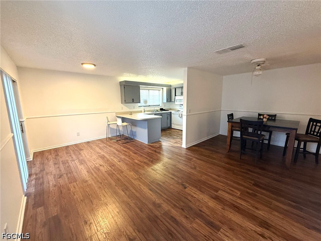 1406 Park Shore Circle #3 Fort Myers FL 33901 2026022011 image4