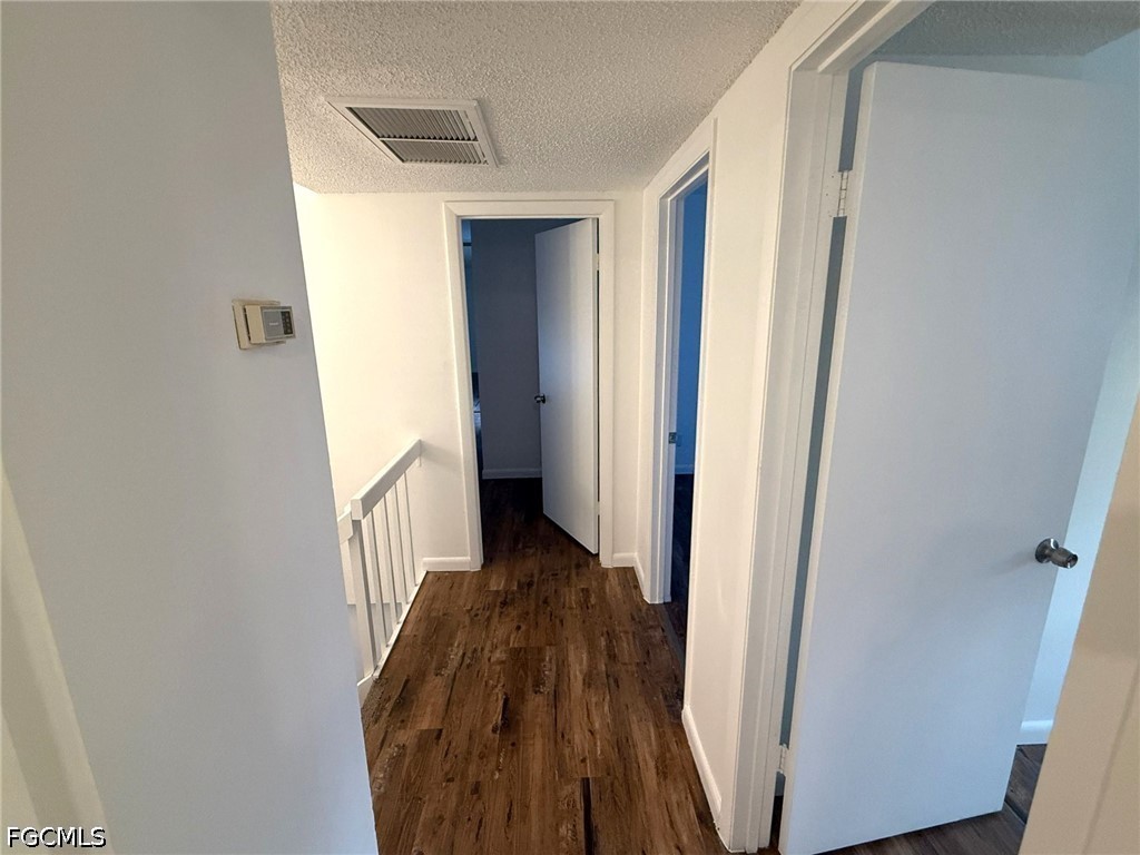 1406 Park Shore Circle #3 Fort Myers FL 33901 2026022011 image8