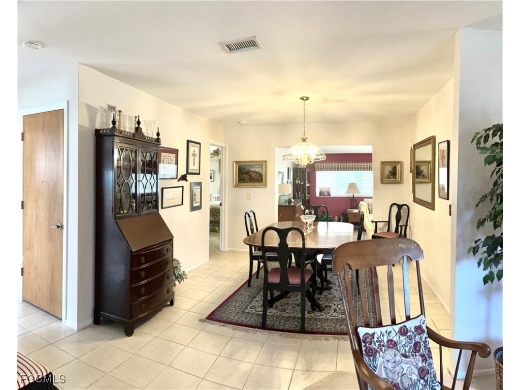 1406 S Larkwood Square Fort Myers FL 33919 2025017452 image11