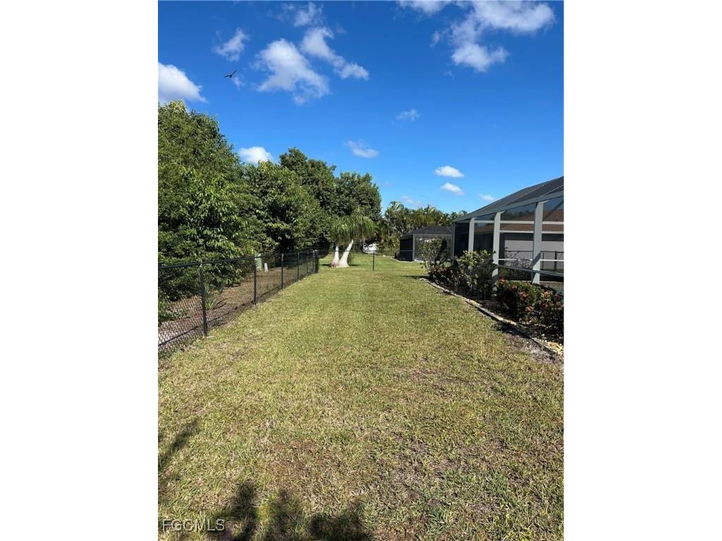 1406 S Larkwood Square Fort Myers FL 33919 2025017452 image7