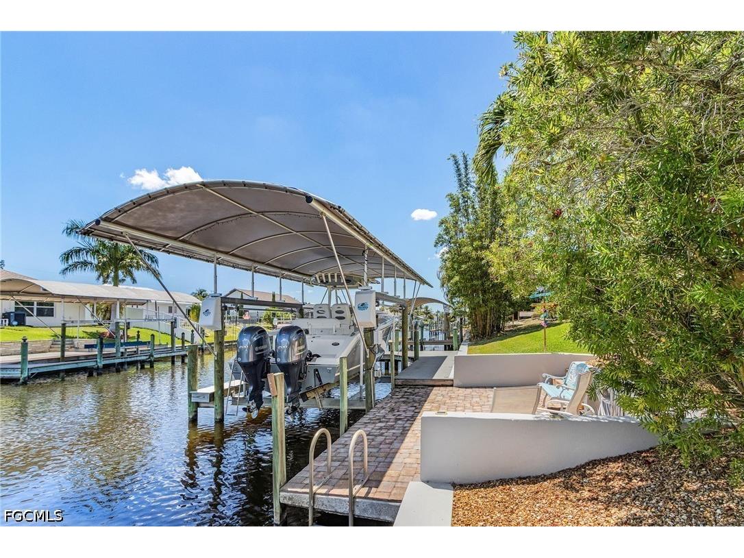 1406 SE 21st Terrace Cape Coral FL 33990 2026019136 image32