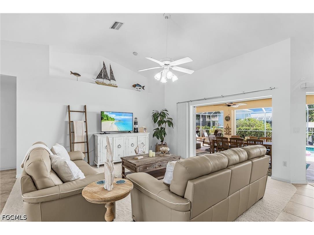 1406 SE 21st Terrace Cape Coral FL 33990 2026019136 image8