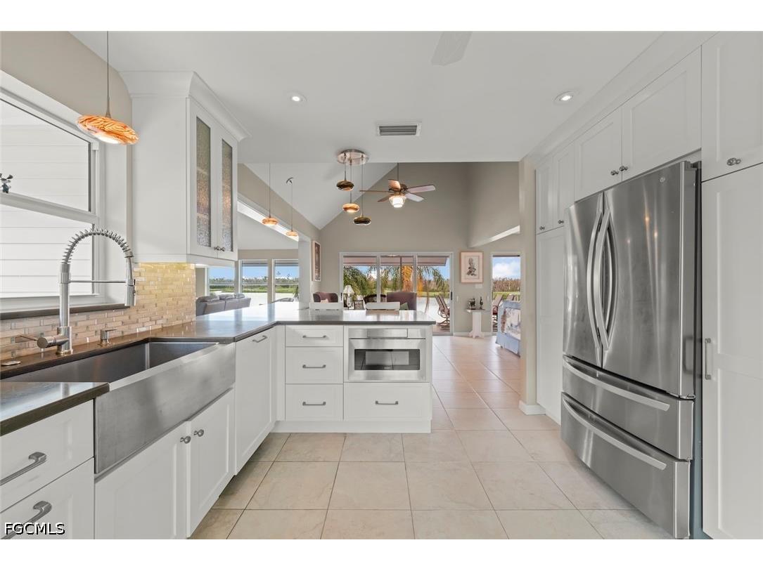 1406 Sanderling Circle Sanibel FL 33957 2026017652 image16