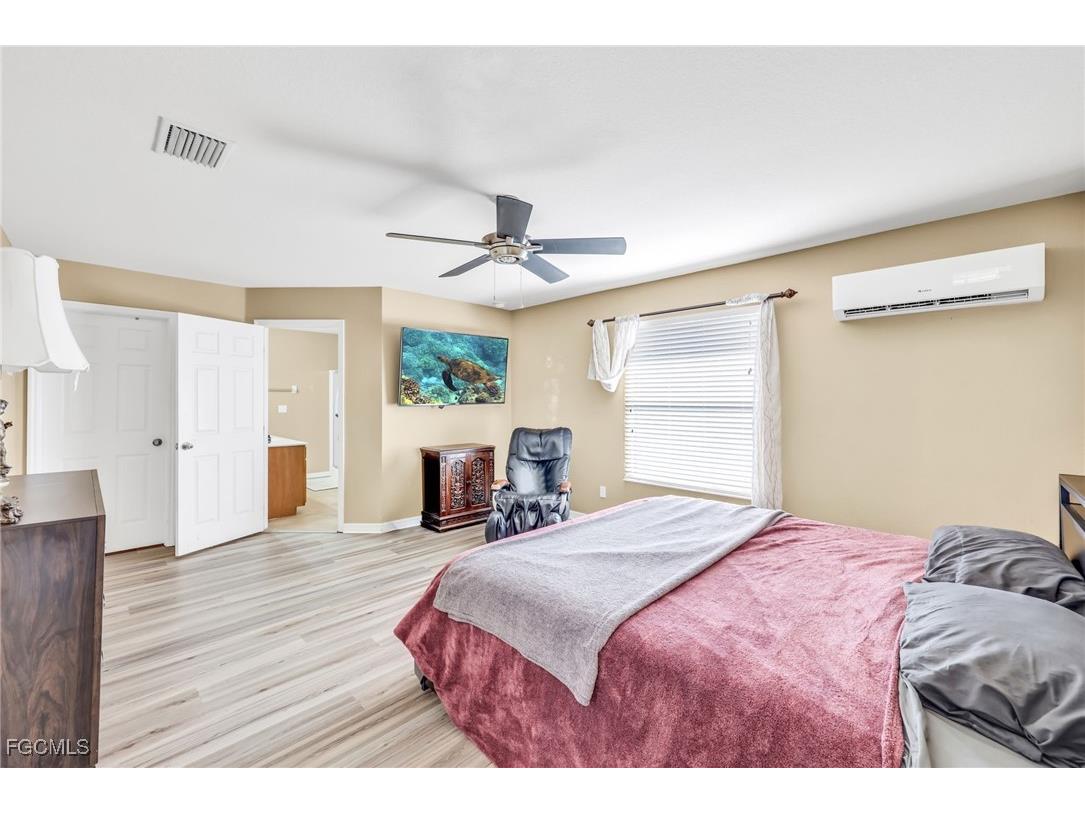 14067 Danpark Loop Fort Myers FL 33912 2025018208 image22