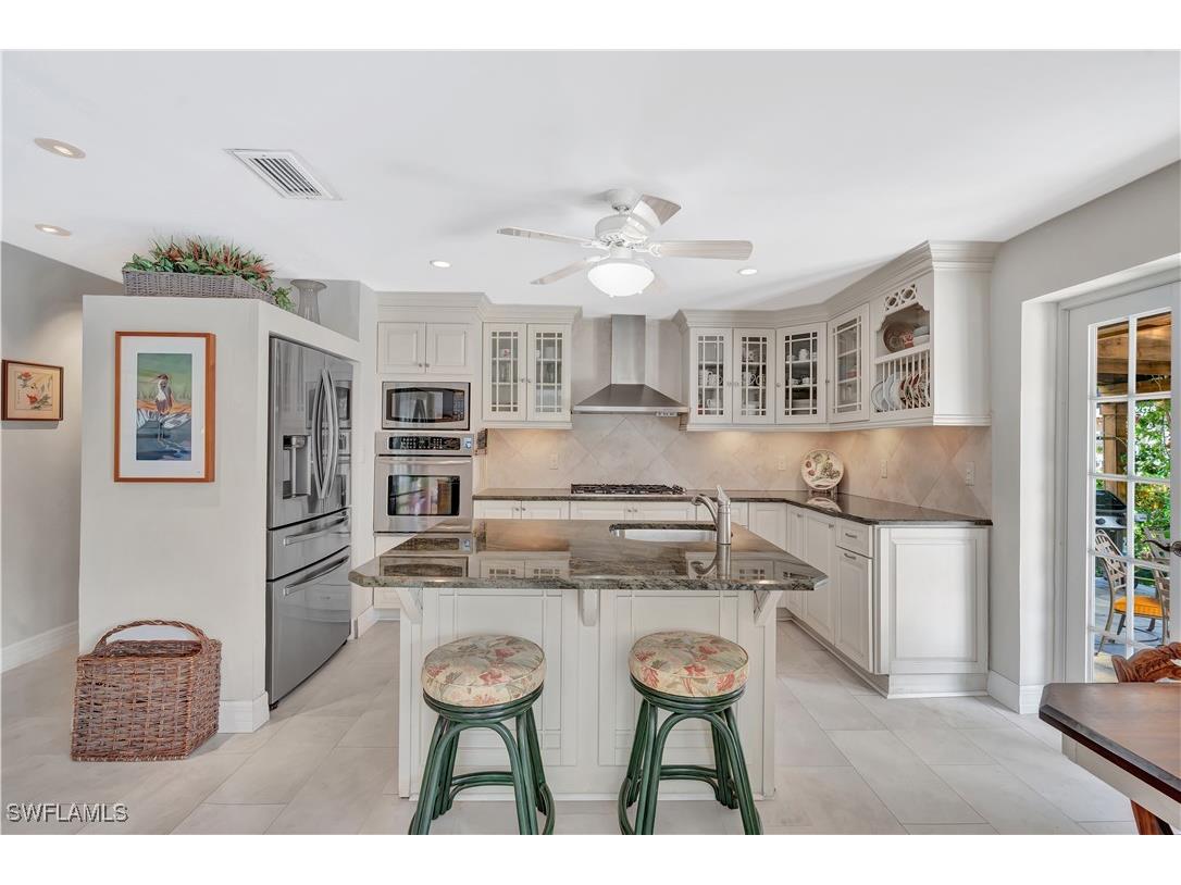 1407 Marlin Drive Naples FL 34102 225058387 image20